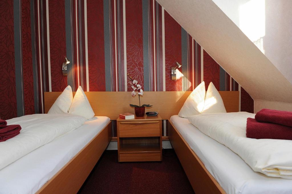 Hotel-Pension Haus Neustadt Bremen Buitenkant foto